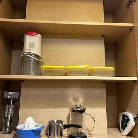 Appartement Aps In White Tower