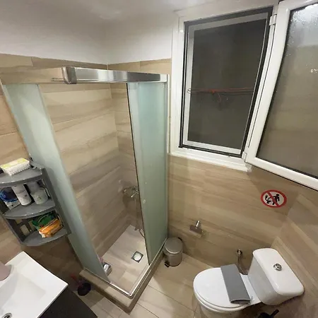 Appartement Aps In White Tower