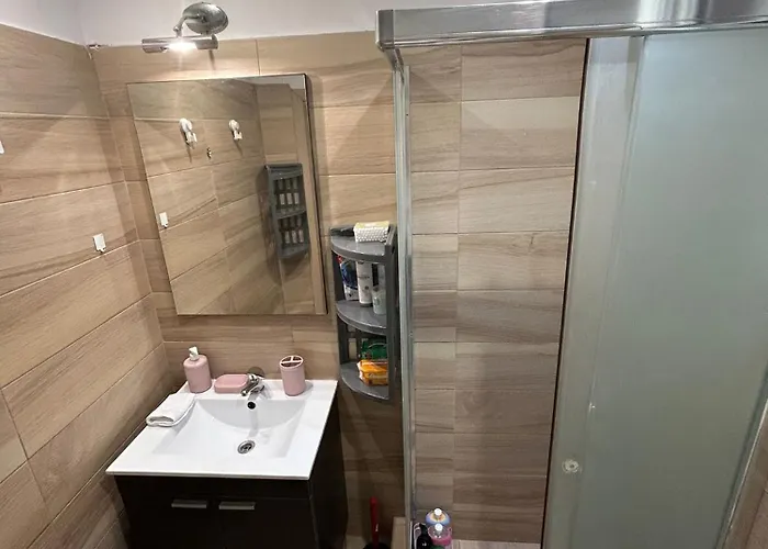 Aps In White Tower * 塞萨洛尼基